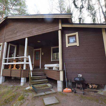 Pyhtaeaen Vuokramoekit Tuuski Exterior foto