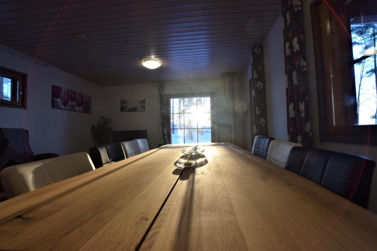 Pyhtaeaen Vuokramoekit Tuuski Exterior foto