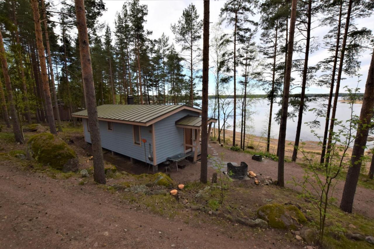 Pyhtaeaen Vuokramoekit Tuuski Exterior foto
