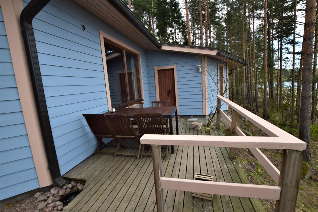 Pyhtaeaen Vuokramoekit Tuuski Exterior foto