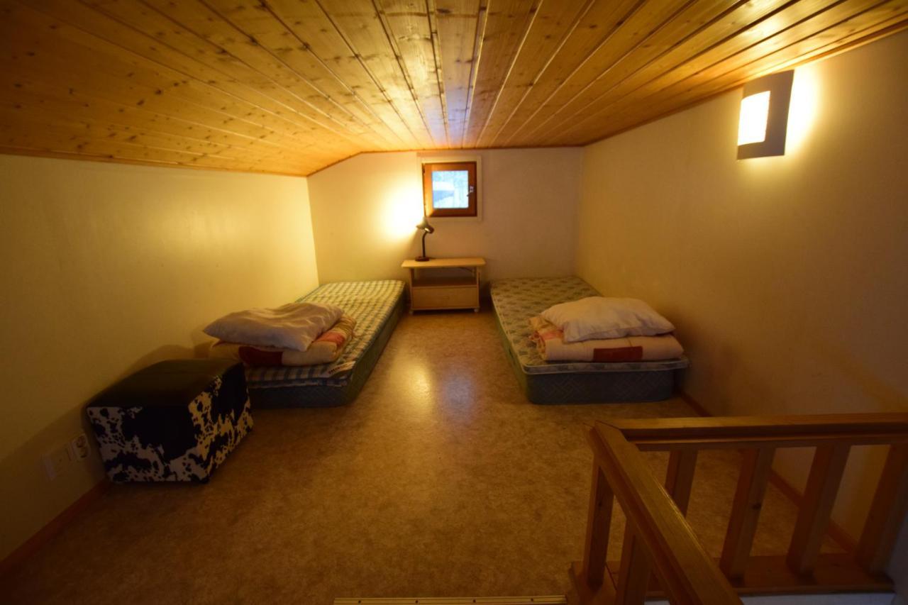 Pyhtaeaen Vuokramoekit Tuuski Exterior foto