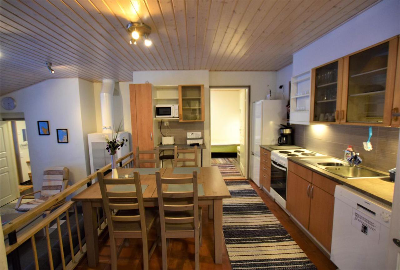 Pyhtaeaen Vuokramoekit Tuuski Exterior foto