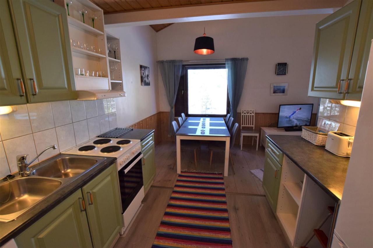 Pyhtaeaen Vuokramoekit Tuuski Exterior foto
