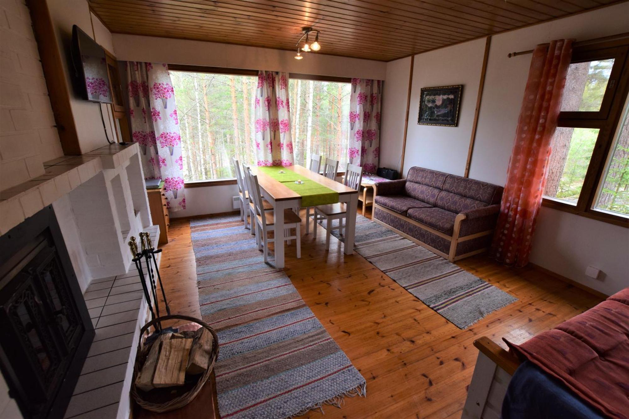 Pyhtaeaen Vuokramoekit Tuuski Exterior foto
